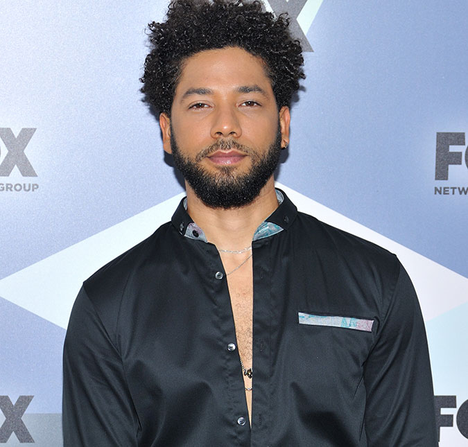 Jussie Smollett se pronuncia após alegações de que teria planejado o próprio ataque: <I>Devastado</I>