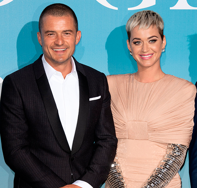 Katy Perry tremia de felicidade ao ser pedida em casamento, diz <i>site</i>