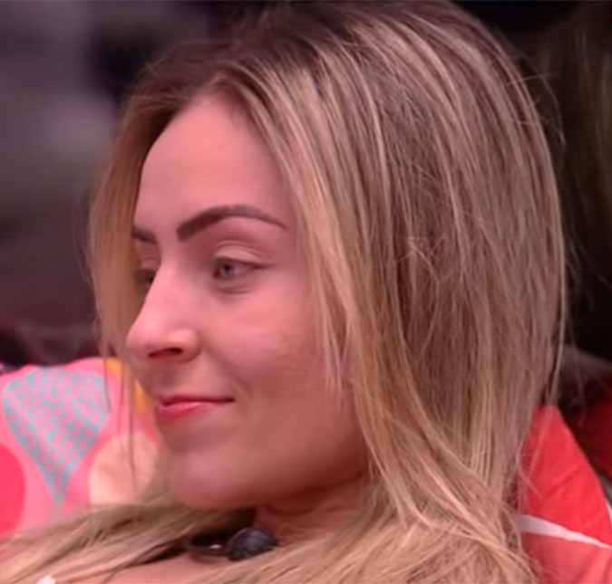 Quadro do <i>Fantástico</i> alfineta Paula, do <i>BBB19</i>, após <i>sister</i> dizer que é negra