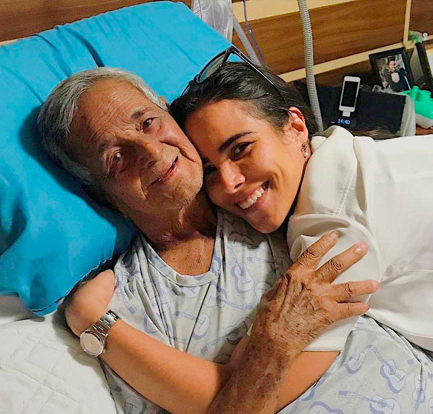 Wanessa Camargo visita avô no hospital: <I>Amo esse abraço</I>