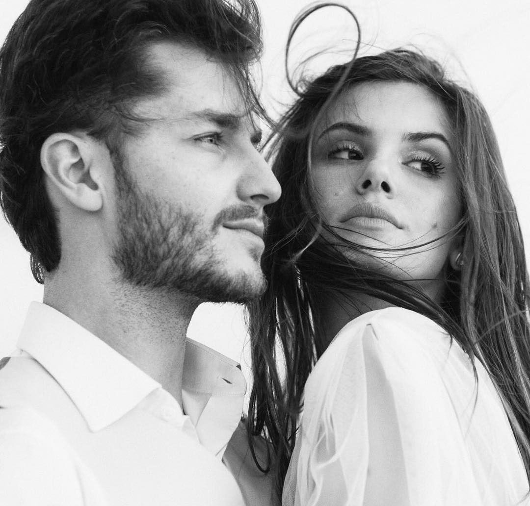 Camila Queiroz fala sobre como foi seu primeiro beijo com Klebber Toledo, confira!