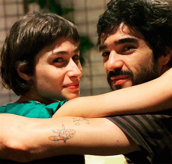 Luisa Arraes posta foto com Caio Blat e se declara: <I> Amor de Carnaval</i>