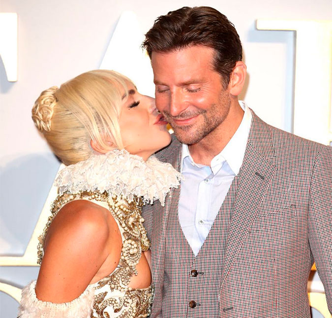 Lady Gaga se pronuncia após boatos de que estaria grávida de Bradley Cooper