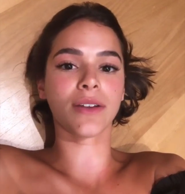 Bruna Marquezine conta como foi processo de adoção de sua cachorrinha, Amêndoa