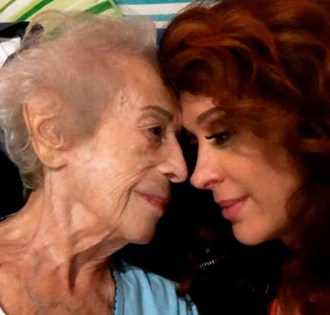 Claudia Raia lamenta a morte de sua mãe, Odette Motta Raia, aos 95 anos de idade: <i>Verdadeiro amor</i>
