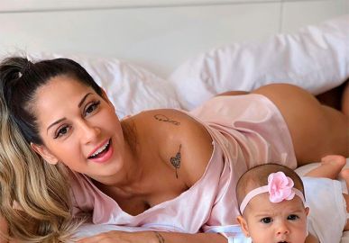 Mayra Cardi abre álbum de fotos de ensaio feito com a filha, Sophia: <i>Como não morder?</i>