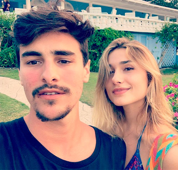 Família de Bruno Montaleone se impressiona com bons modos de Sasha Meneghel, diz colunista