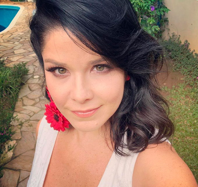Em desabafo, Samara Felippo dispara: <i>Existe vida após separação com filhos</i>