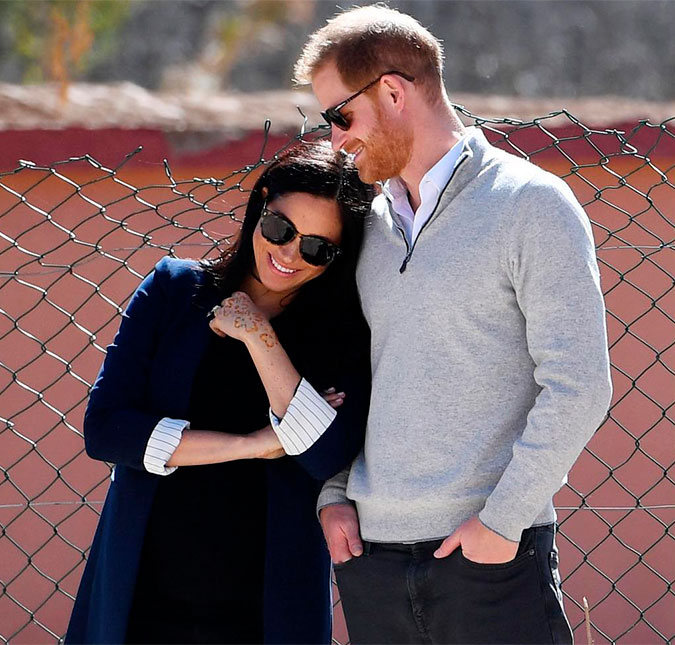 Meghan Markle e príncipe Harry pedem doações para instituições de caridade como presente para o bebê