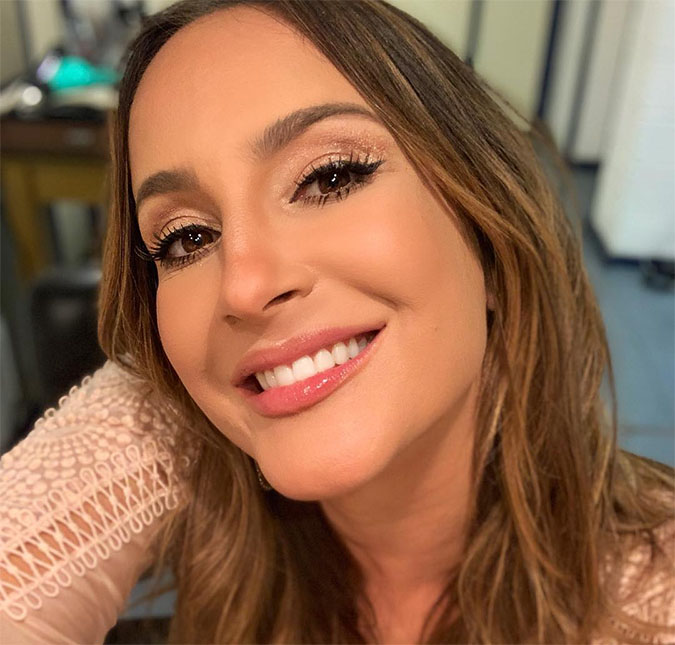 Após polêmica, Claudia Leitte se pronuncia sobre prisão de piloto de avião
