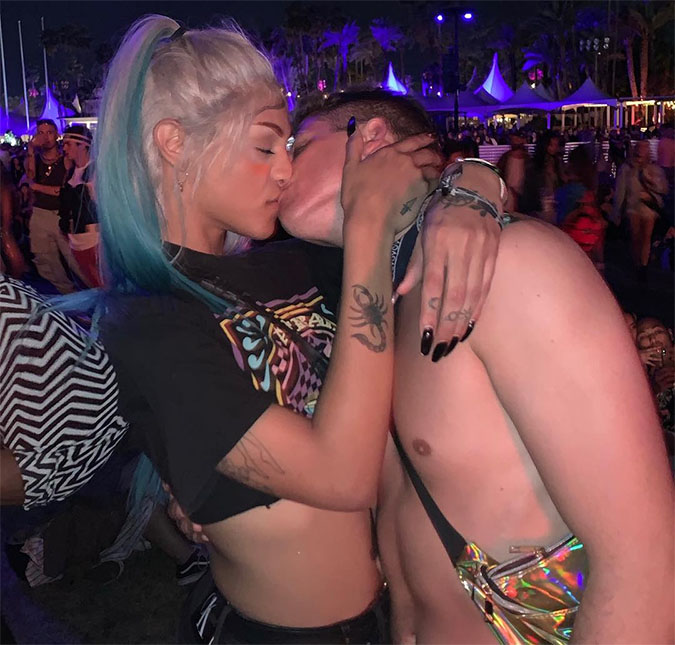 Pabllo Vittar beija muito durante o <i>Coachella</i>, veja o clique e saiba detalhes!