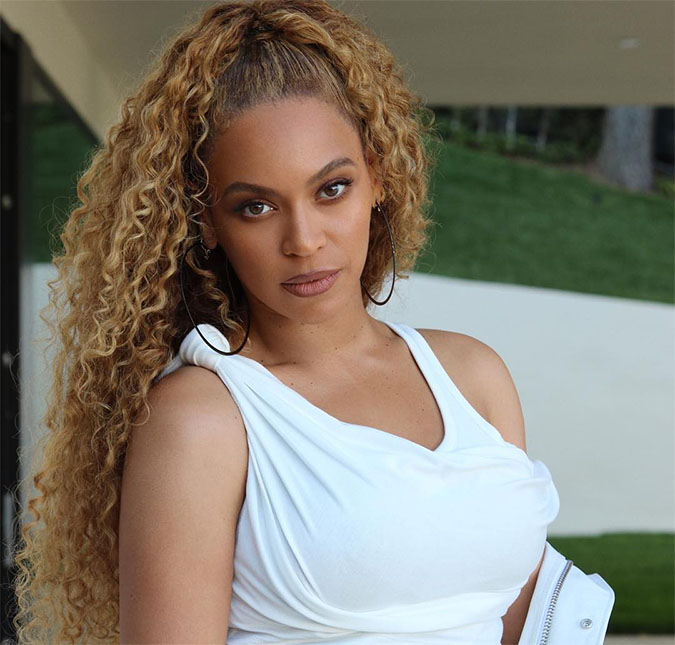 Beyoncé revela que realizou cesariana de emergência por que o coração de um dos gêmeos havia parado de bater