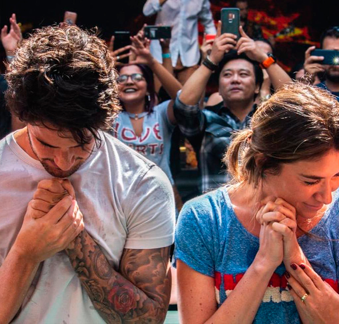 Alexandre Pato compartilha detalhes de seu batismo junto de Rebeca Abravanel; saiba detalhes!