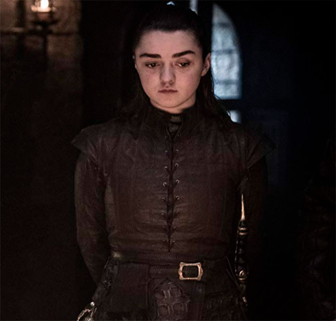 Criadores de <I>Game Of Thrones</I> defendem cena polêmica com Arya Stark no segundo episódio