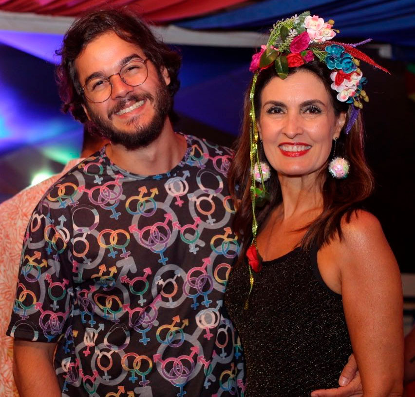 Fátima Bernardes revela que tem senha de celular de Túlio Gadêlha: - <I>Qual é o problema?</I>
