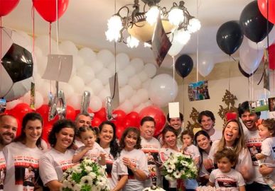 Alexandre Pato reestreia no <I>São Paulo</I> e ganha festa de família Abravanel!
