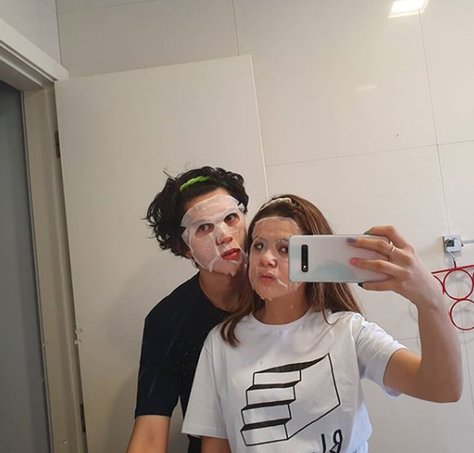 Maisa Silva compartilha momento íntimo com o namorado e dá uma pausa nas redes sociais