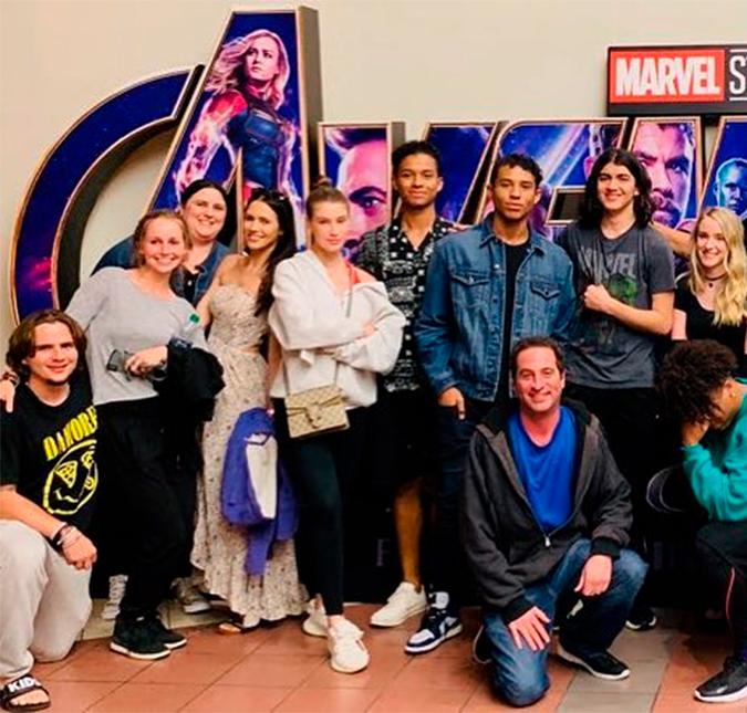 Filho de Michael Jackson compartilha foto rara com irmão em sessão de <i>Vingadores</i>