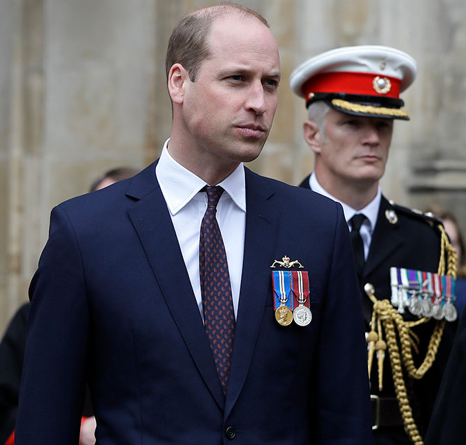 Príncipe William é vaiado durante evento da marinha real britânica, descubra o motivo!