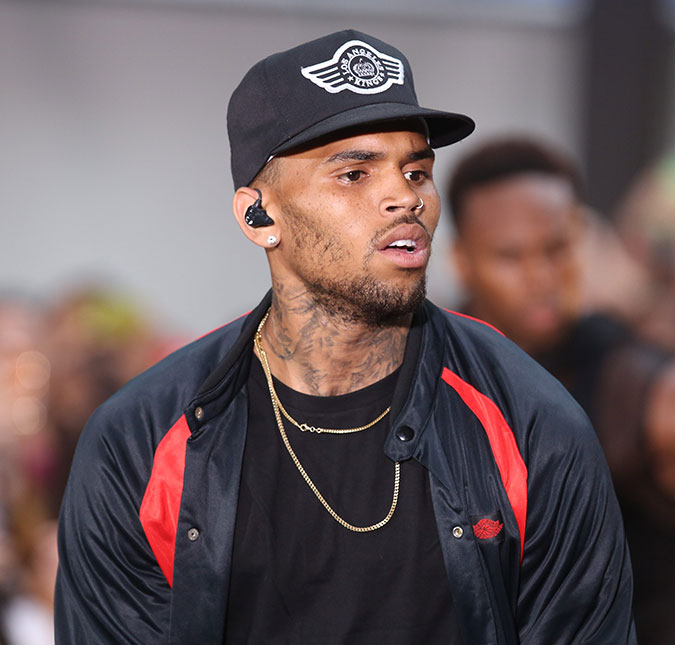 Chris Brown se revolta após perder <I>Grammy</i> e xinga cantor que venceu em seu lugar