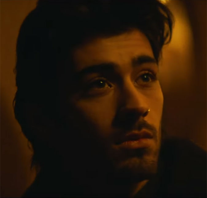Zayn Malik lança sua versão de <i>A Whole New World</i>, de <i>Aladdin</i>, ao lado de Zhavia Ward. Ouça aqui!