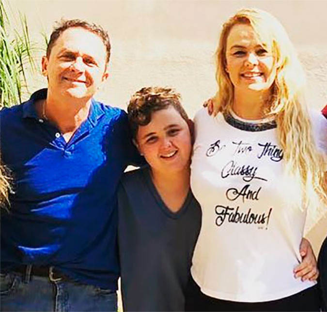 Ex de Pituxita volta para casa e flagra ex-paquita com outro homem: - <I>Minha casa virou um bordel</I>