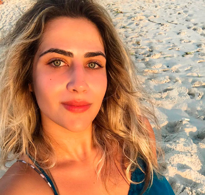 Filha de Leonardo, Jéssica Costa fala sobre ausência do pai em seu casamento e declara: -<i> Dinheiro não é tudo na vida</i>
