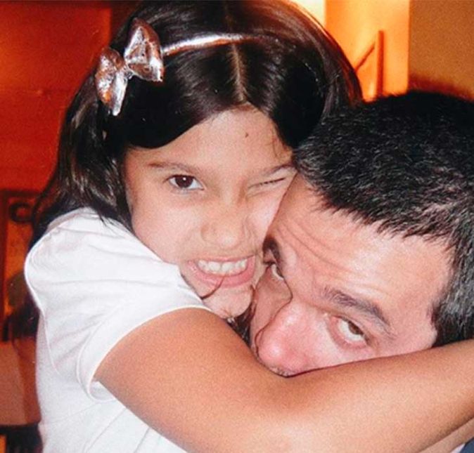 Giulia Costa também já publicou uma foto abraçando Otaviano Costa, seu padrasto. A foto foi em comemoração ao aniversário do apresentador e entregou a boa relação que os dois cultivam. Que fofos, né? Giulia Costa também já publicou uma foto abraçando Otaviano Costa, seu padrasto. A foto foi em comemoração ao aniversário do apresentador e entregou a boa relação que os dois cultivam. Que fofos, né?