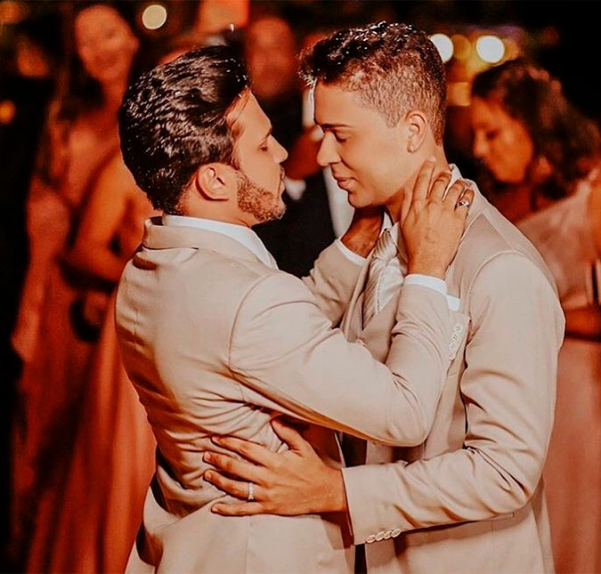 Carlinhos Maia compartilha vídeo com seus votos de casamento para Lucas Guimarães: <I>- Você sempre será o homem da minha vida</I>