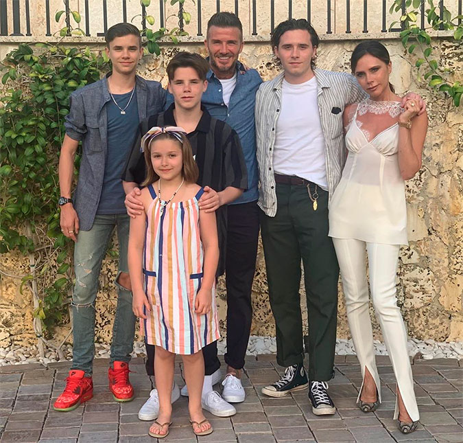 David Beckham posta vídeo dando selinho na filha mesmo após polêmica pelo mesmo motivo