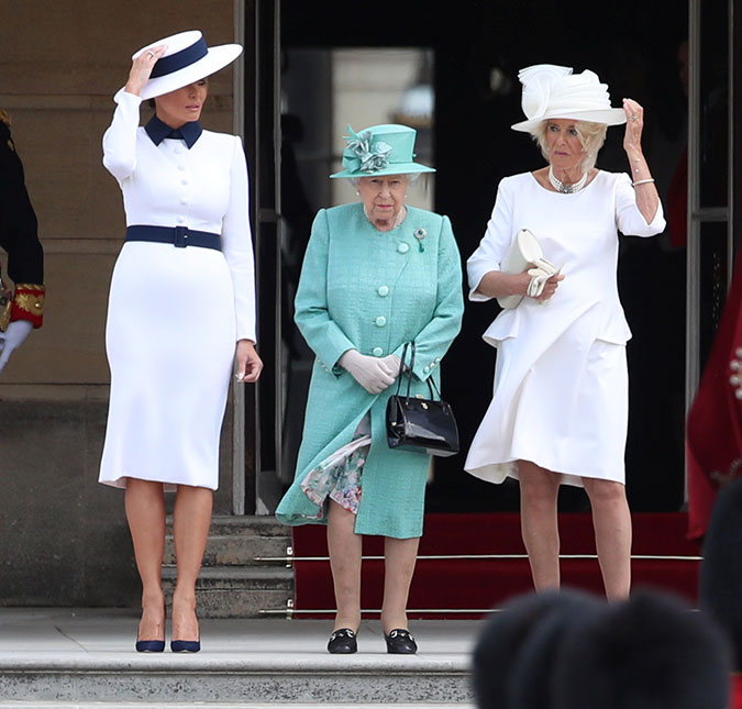 Encontro com Rainha Elizabeth II tem gafe <I>fashion</i> de esposa de Donald Trump, entenda!