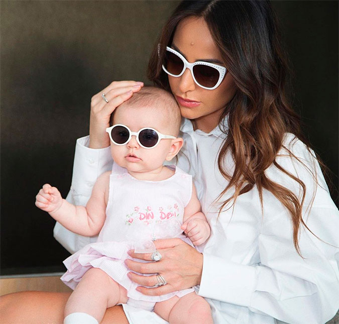 Sabrina Sato revela que Zoe tem mais de dez pares de óculos escuros, saiba mais!