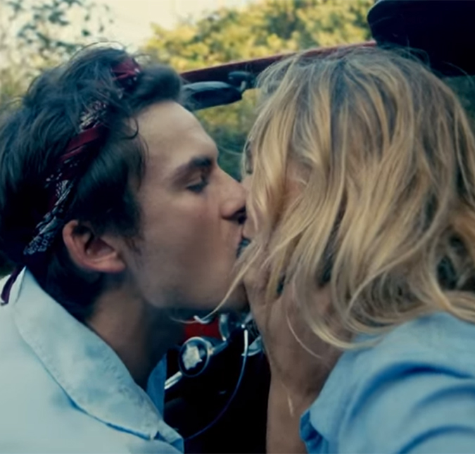 Sasha Meneghel aparece beijando muito em clipe da banda espanhola; assista!