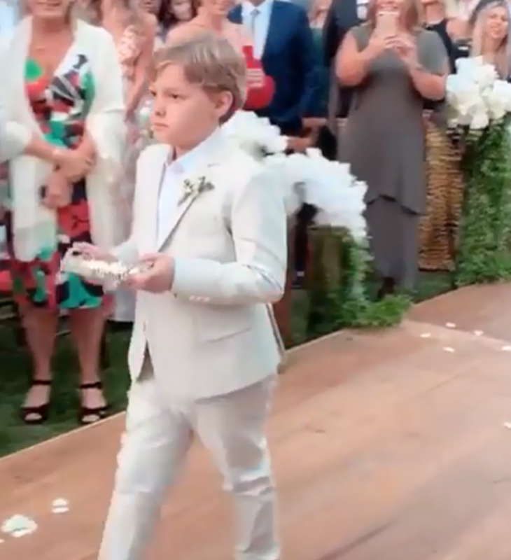 Filho de Neymar Jr., Davi Lucca leva as alianças e ajuda nos votos de Vinicius Martinez em casamento de Carol Dantas; assista aos videos!