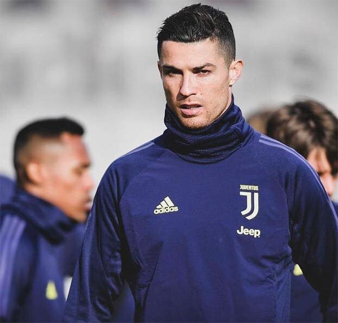 Cristiano Ronaldo é notificado sobre acusação de estupro, diz <i>site</i>