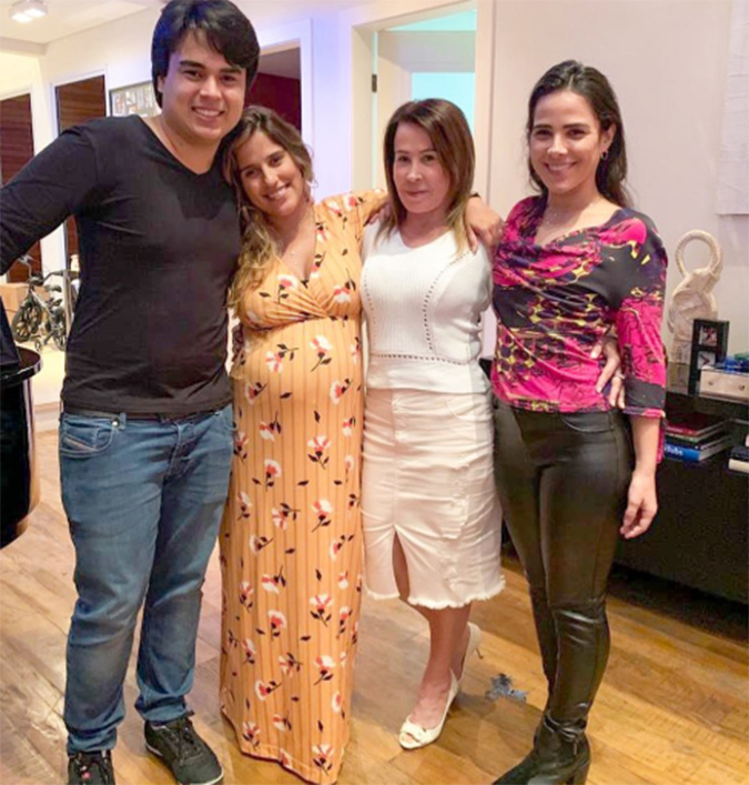 Zilu Camargo reúne filhos para comemorar aniversário de 61 anos de idade: <i>Amo sem limites</i>