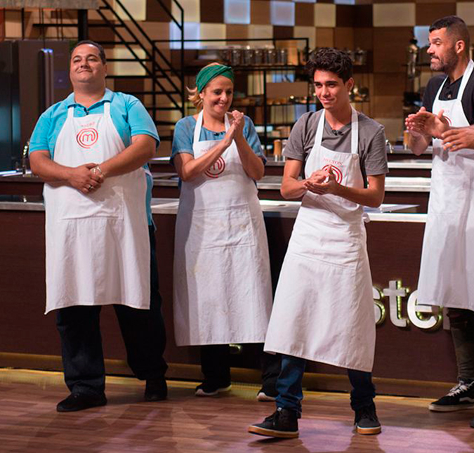Internautas celebram volta de participante no <i>MasterChef</i> após prova de repescagem