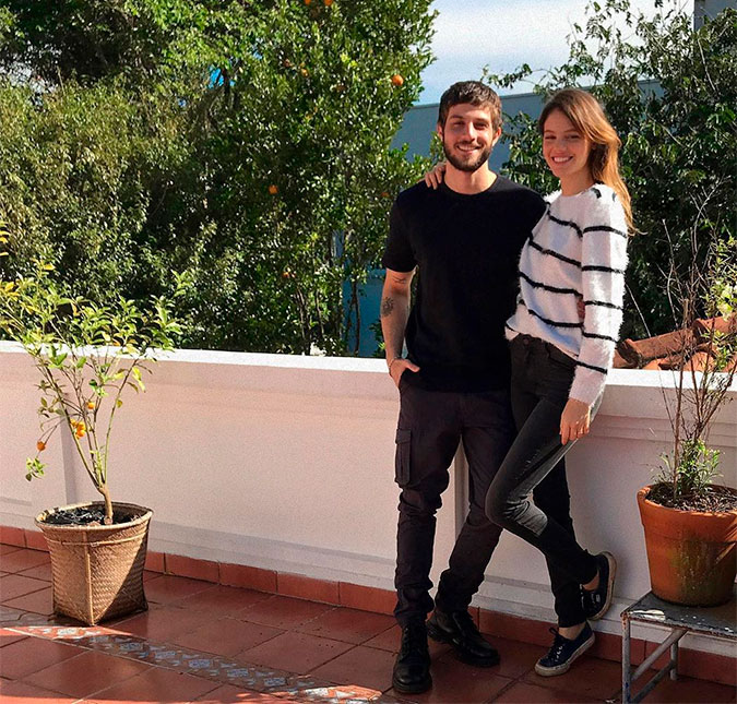 Chay Suede e Laura Neiva estariam esperando por uma menina, diz colunista