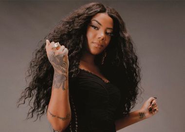 Ludmilla revela que perdeu contratos após assumir namoro com dançarina
