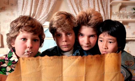 Por onde eles andam? Veja o antes e o depois dos astros de <I>Os Goonies</i>