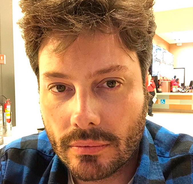 Danilo Gentili faz piada com empurrão que o padre Marcelo Rossi levou e é criticado: <i>Não respeita ninguém</i>