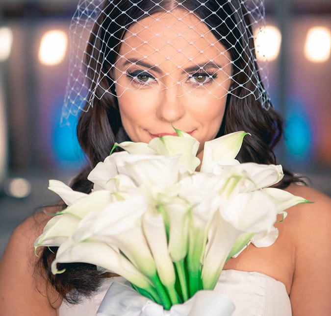 Após personagem de Paolla Oliveira ser abandonada no altar, <i>web</i> vai à loucura: <i>Vivi tem que agradecer que esse casamento não deu certo</i>