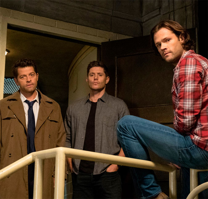 Atores de <I>Supernatural</I> choram ao falarem sobre o término da série