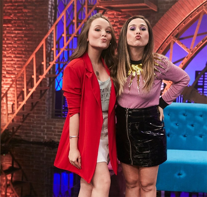 Em entrevista à Tatá Werneck, Larissa Manoela explica fala de Silvio Santos de que ela estaria indo para a <i>Globo</i> e revela que quer ser mãe!