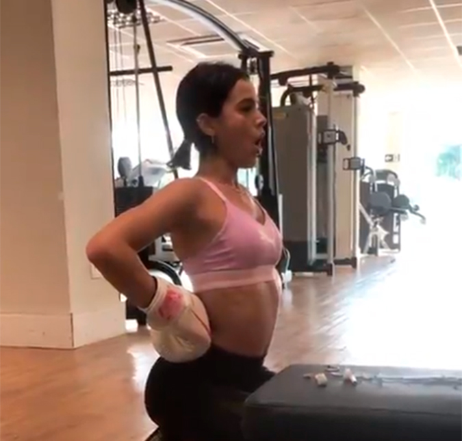 Bruna Marquezine treina pesado e brinca: <I>Por que todo mundo não nasce Grazi Massafera?</i>