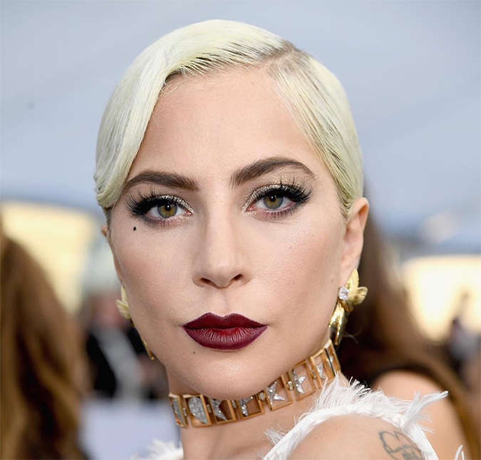 É namoro? Lady Gaga é vista aos beijos com o seu engenheiro de som, saiba detalhes!