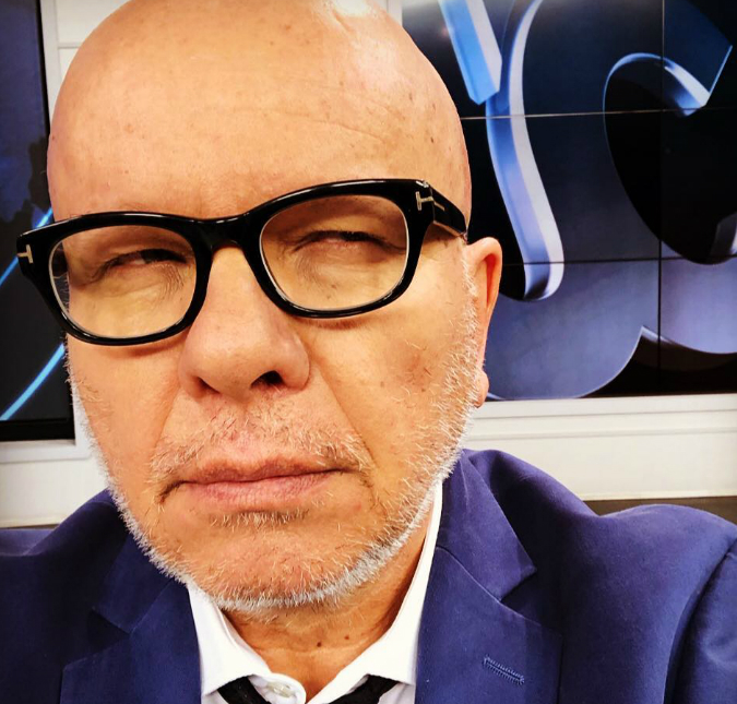 Depois de Marcelo Tas bater boca no <i>Twitter</i>, ex-repórter do <i>CQC</i> fica incomodado e critica o ex-amigo de emissora