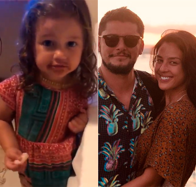 Yanna Lavigne flagra a filha com o rosto sujo e se diverte com ela negando que comeu chocolate, veja