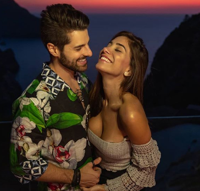 Alok reúne a família no palco e se apresentam juntos: <i>Feliz Dia dos Pais pra mim</i>