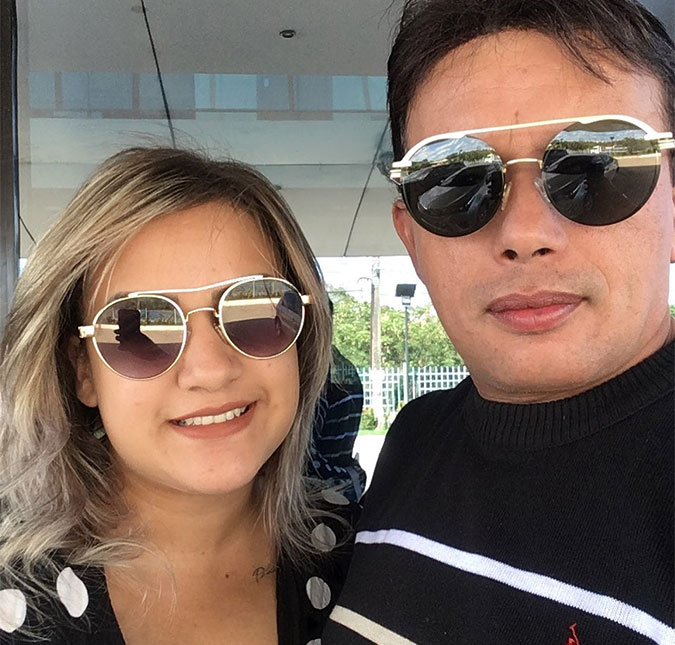 Após ser preso e acusado de agredir a esposa, compositor de Simone e Simaria se pronuncia